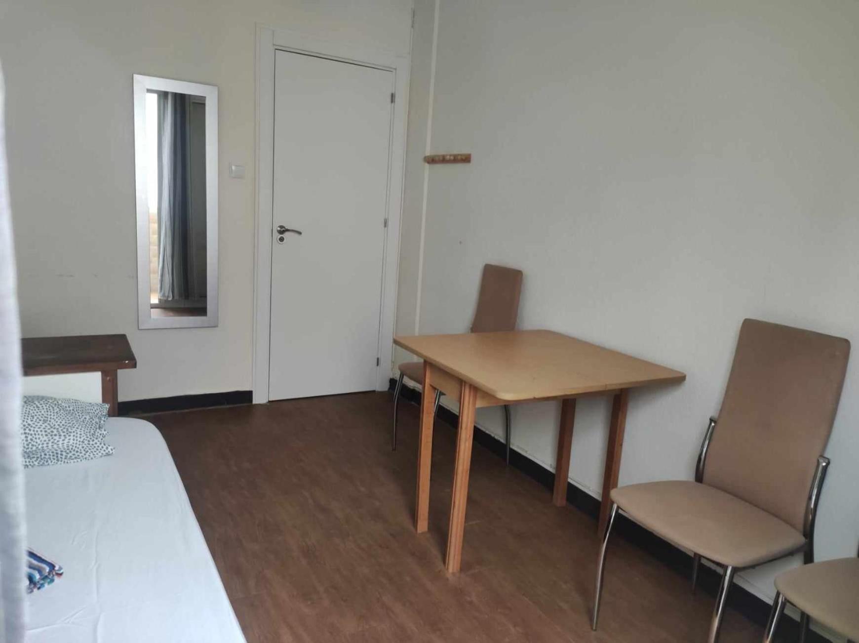 17-Habitacion Del Piso Apartment อาลิกันเต ภายนอก รูปภาพ