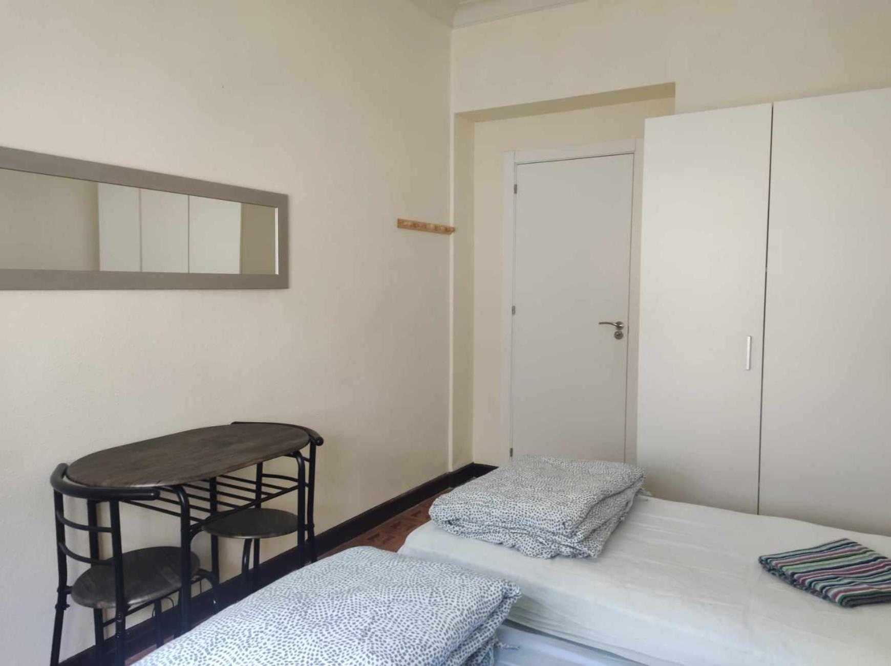 17-Habitacion Del Piso Apartment อาลิกันเต ภายนอก รูปภาพ